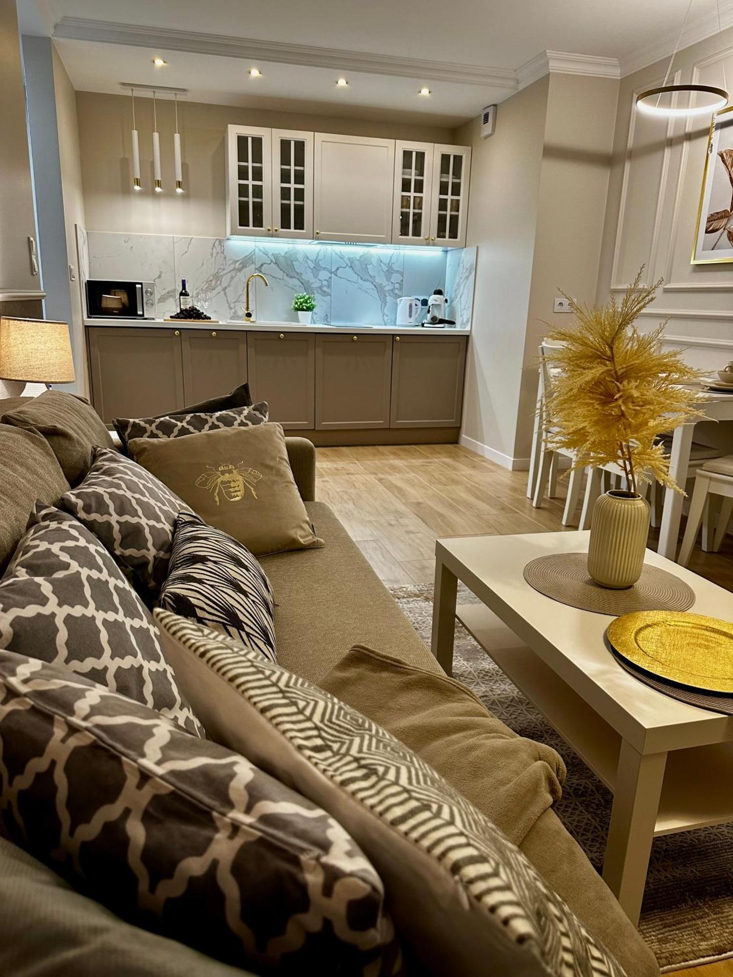 Apartamenty Kielce- Klonowa Nad Zalewem, 1-13 Osob, Faktura, Parking, Centrum المظهر الخارجي الصورة